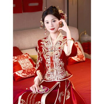 小個子絲絨V領秀禾服新娘 2024新款低領結婚禮服敬酒服中式嫁衣