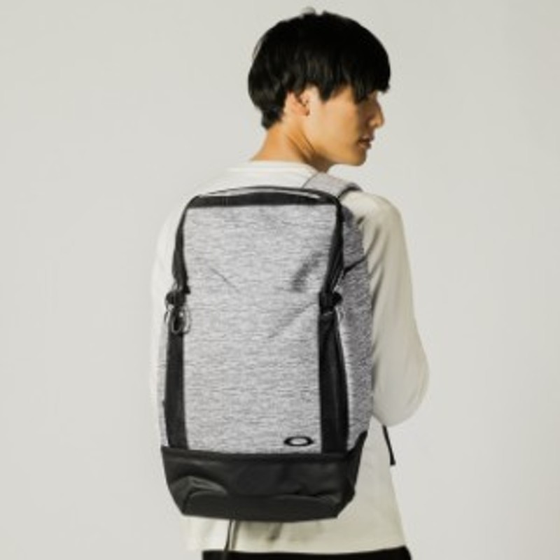 OAKLEY オークリー　バックパック　リュック OAKLEY オークリー リュックサック デイバッグ 23L バッグ