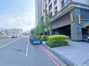 北屯十期11米面寬1+2樓店面/臨15路/雙平車｜台中市北屯區建和路二段