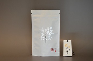 阿里山老烏龍 (歲月封藏/醇香型/ 回韻甘甜)