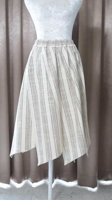 Loom & Leaf - 蓮花瓣裙 手捻棉手工織布