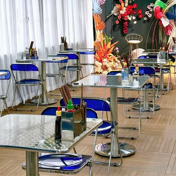 免運費 開立發票 設計師椅 工業風桌椅 餐椅 工業風咖啡廳奶茶店不銹鋼桌椅組閤網紅甜品小喫餐飲亞剋力折疊椅