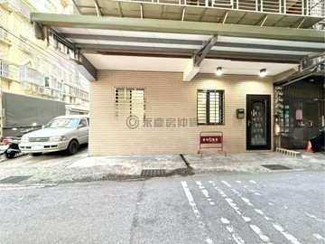 「屋主誠售降價蘆洲仁愛街1F｜三面採光』｜新北市蘆洲區仁愛街