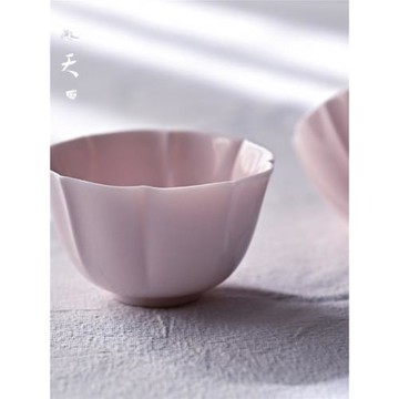 景德鎮櫻花粉玉泥陶瓷茶杯品茗杯花口茶盞家用純色女主人杯單杯