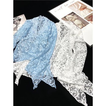 CCA白色蕾絲衫打底衫純欲性感透視開叉喇叭袖V領網紗小衫內搭上衣