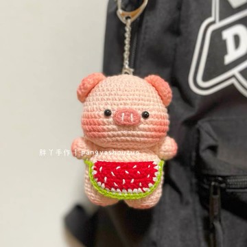 🔥新款🔥玩偶手工編織材料包 diy可愛豬豬毛綫鈎織鑰匙扣掛件 鈎針材料diy毛線針織編織吊飾 手作材料包鉤織毛線鉤針娃娃