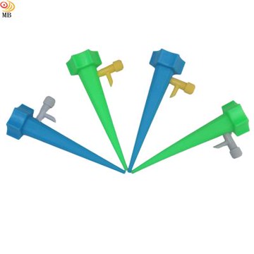 月陽超值4入可調整水量旋轉式懶人自動澆水澆花器自動灌溉器(1358X1)