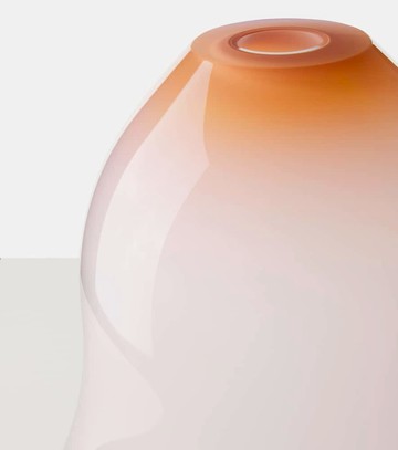 Alexa Lixfeld Spin glass vase