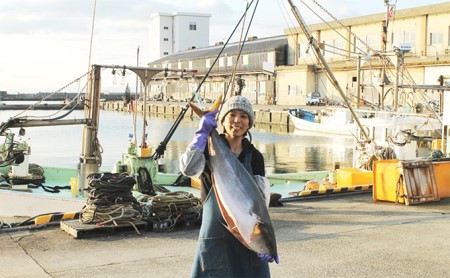 天然 寒の汐ぶり2切  富山 魚津 ハマオカ海の幸