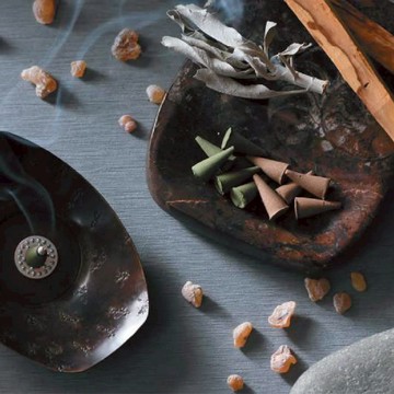 日本 香彩堂 | INCENSE CONES 10入塔香系列 (3款可選) - 祕魯聖木