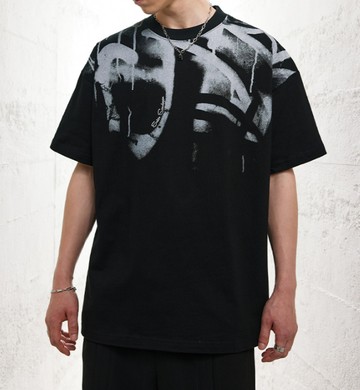 FINDSENSE X 2023 街頭時尚潮流 男士 暗黑個性字母圖案 寬鬆 半袖短T  圖案T 特色短T 學生T