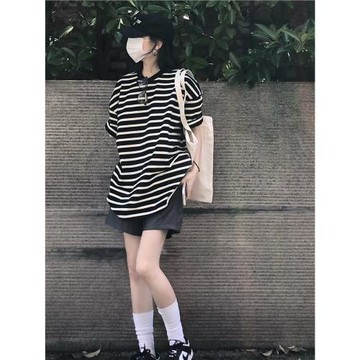 黑色新款寬松t恤小眾上衣短袖