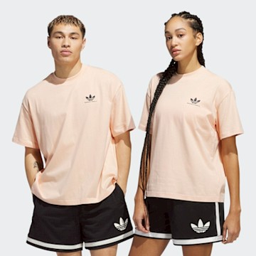 ADIDAS ORIGINALS 愛迪達 阿迪達斯 三葉草 寬鬆 籃球風 T恤 男女短袖上衣-橘粉色 WWH Q1 TEE-JC5860