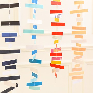 生日裝飾場景布置派對紙拉花豎條拉旗條ins櫥窗掛飾氣球吊墜彩色