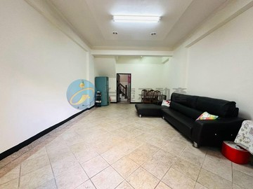 新台17★國昌國中★大面寬★靓麗屋況美車墅｜高雄市楠梓區北昌街