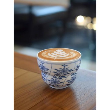 莓子手作 就花居 青花咖啡杯陶瓷景德鎮葫蘆形手握杯拉花精致禮物