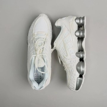 NIKE SHOX TL 海鹽米白 灰底 彈簧鞋 "WHITE AND MAX ORANGE" 休閒鞋 女鞋 AR3566-103
