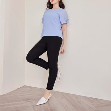 OB嚴選中大尺碼-雲朵自訂款-耐磨彈力寬腰頭窄管小黑褲《BA7901》