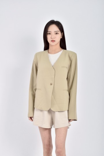 (L) guten西裝墊肩杏色外套