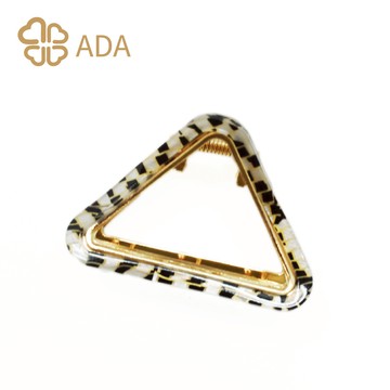 ADA 韓系時尚亮面三角合金抓夾1入〈全2款〉