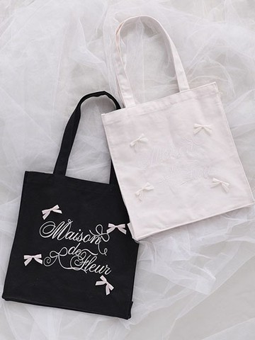 氣質蝴蝶結品牌刺繡方形手提袋(08001932900) - Maison de FLEUR
