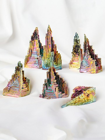 天然鉍礦原石鉍晶體礦物化學元素七彩礦石裝飾金屬礦標奇石擺件