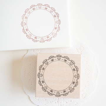 印章 - 泰迪熊蕾絲圓墊