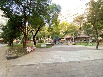 瑞豐國中溫馨翻新公寓三樓｜高雄市前鎮區瑞忠街