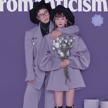 新款影樓西裝主題網紅街拍時尚雜志風形象照情侶套裝拍照寫真禮服