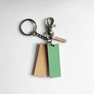 皮革鑰匙圈│黃綠SAC01009