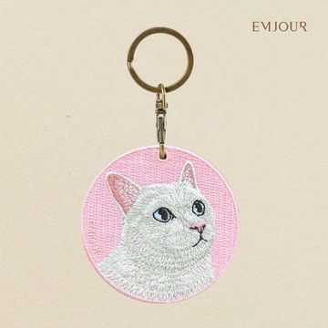 【EMJOUR】雙面刺繡吊飾 - 白貓