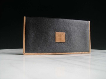 輝煌年代 OLD ERA _早期二手古董包義大利製Givenchy長皮夾