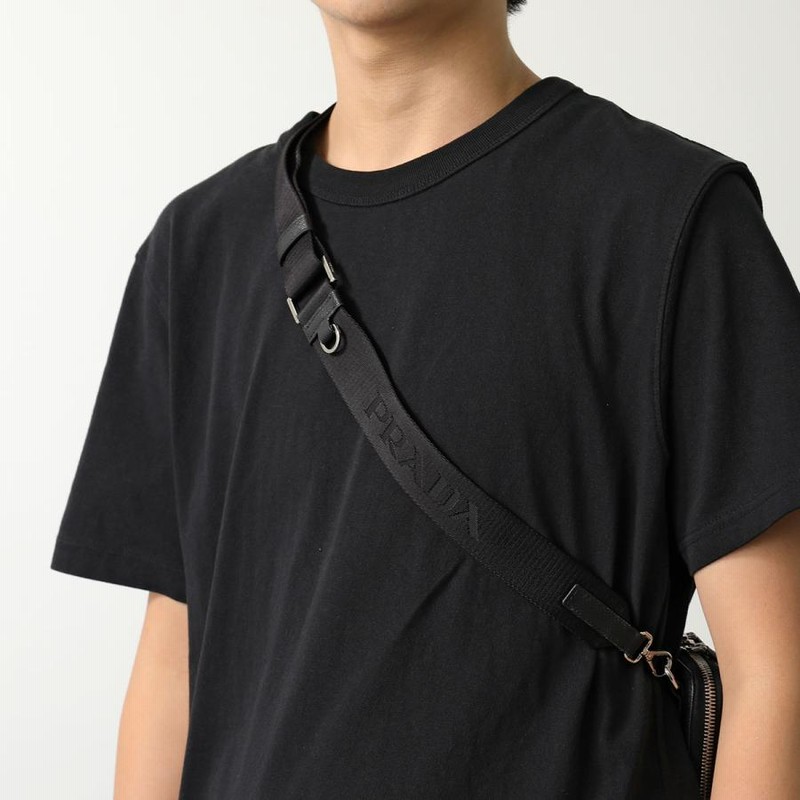 PRADA プラダ 2ZH126 053 サフィアーノレザー スマートフォン