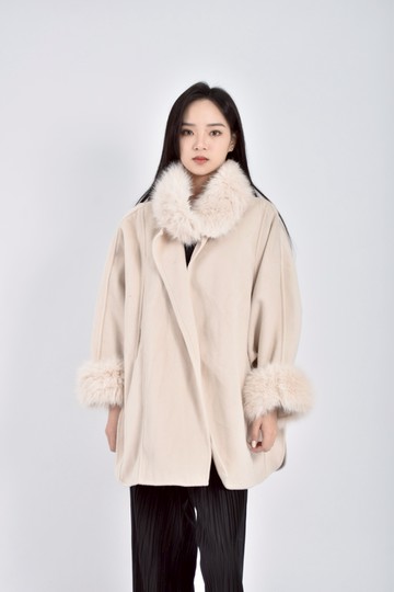 加購優惠(F) 毛領斗篷藕粉色罩衫