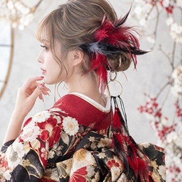紅色羽毛髮片 馬尾環 髮片
