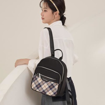 【金安德森】UNIQUE經典格紋 多功能隔層中款後背包-黑色