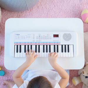 【線上體育】YAMAHA PSS-E30 迷你37鍵電子琴-白色-S426E30