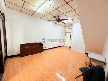 佳里區靜巷近仁愛國小低總價透天｜台南市佳里區自由街