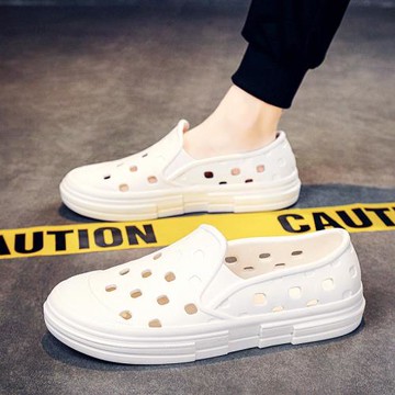 網紅洞洞鞋男士涼鞋2025新款潮流夏季防滑沙灘鞋外穿包頭拖鞋男式