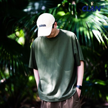 【CLAN】弧形下擺 落肩五分袖 日系短袖 oversize 素t 情侶裝 夏季 寬鬆 軍綠短t 白t高磅數t 短袖t