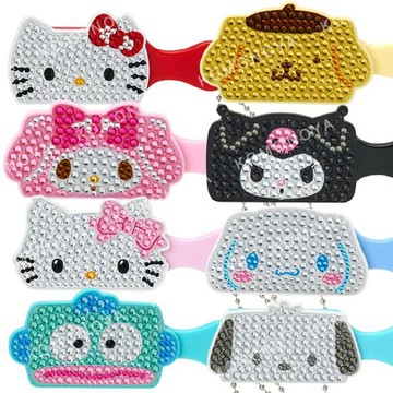 小禮堂 Sanrio 三麗鷗 造型梳子吊飾 (水鑽款) Kitty 美樂蒂 大耳狗 布丁狗