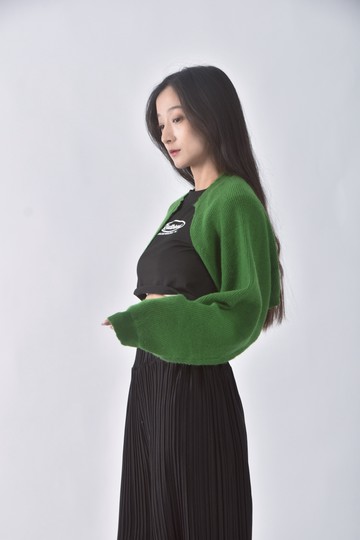(F) maison質感羊毛綠色罩衫