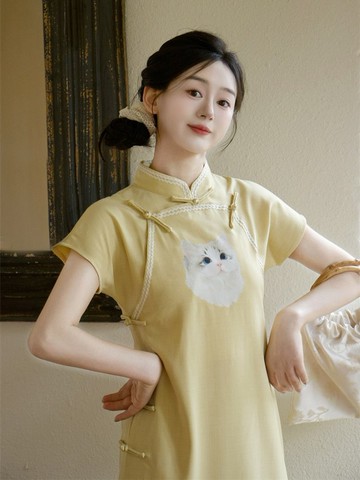 鵝黃色貓貓可愛少女旗袍 古法中長款全開襟旗袍 小個子少女洋裝