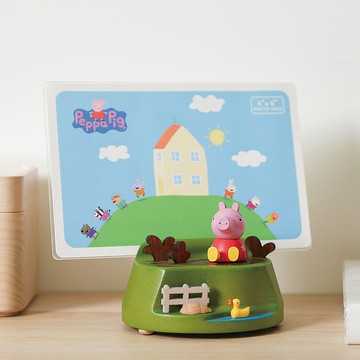 【佩佩踩泥坑】音樂盒相框 Peppa pig | Wooderful life