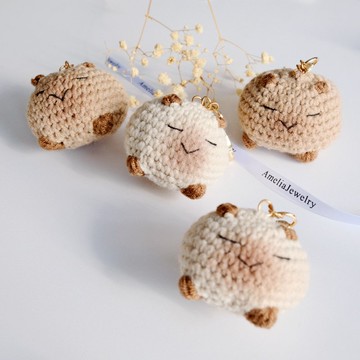 Amelia Jewelry丨卡皮巴拉丨水豚君丨鉤針手作毛線編織丨吊飾