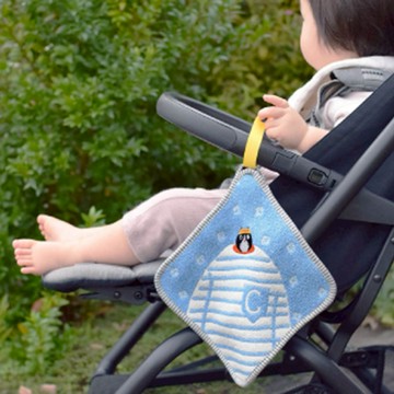 【OOYII吾憶】日本製kontex童趣字母動物今治手帕-附可拆吊掛繩 (五款可選)｜新生禮、彌月禮、週歲禮、幼兒園上學禮、生日禮物｜【快速出貨】