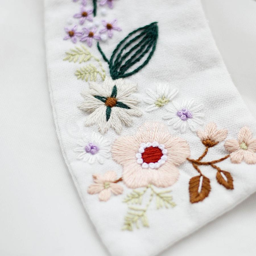 花柄刺繍工芸品と手作りの襟刺繍スターターキット