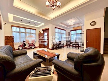 ㊣中醫永興十米大面寬住二邊間日式美墅｜台中市北區學士路