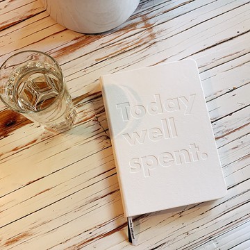 Attn Journal by Today Well Spent - 白色封面