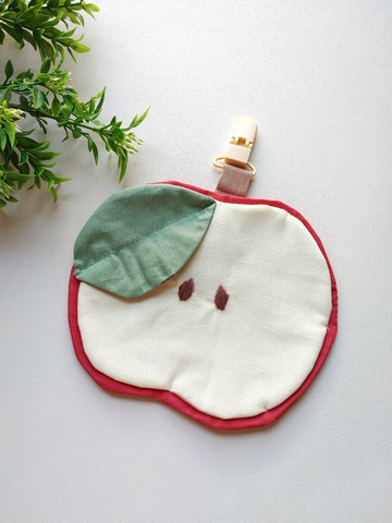夾子可拆 有機棉 刺繡兒童手帕/手帕夾/擦手巾/口水巾(蘋果)